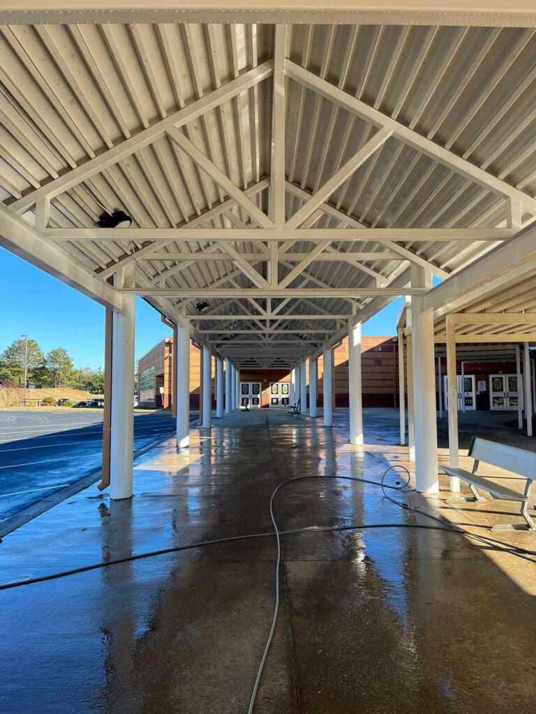 Brunswick commercial pressure washing services