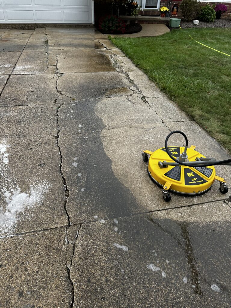 driveway cleaning company Brunswick, OH